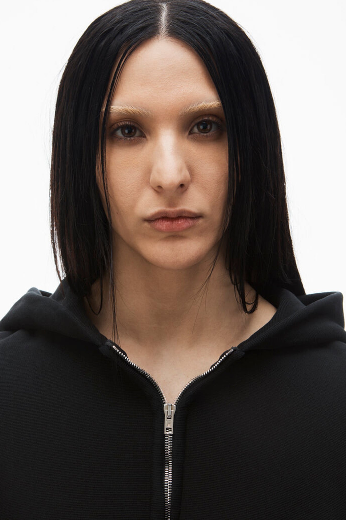 CROPPED ZIP UP HOODIE WITH BRANDED SEAM LABEL