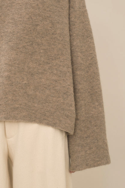 FLEECE CREWNECK