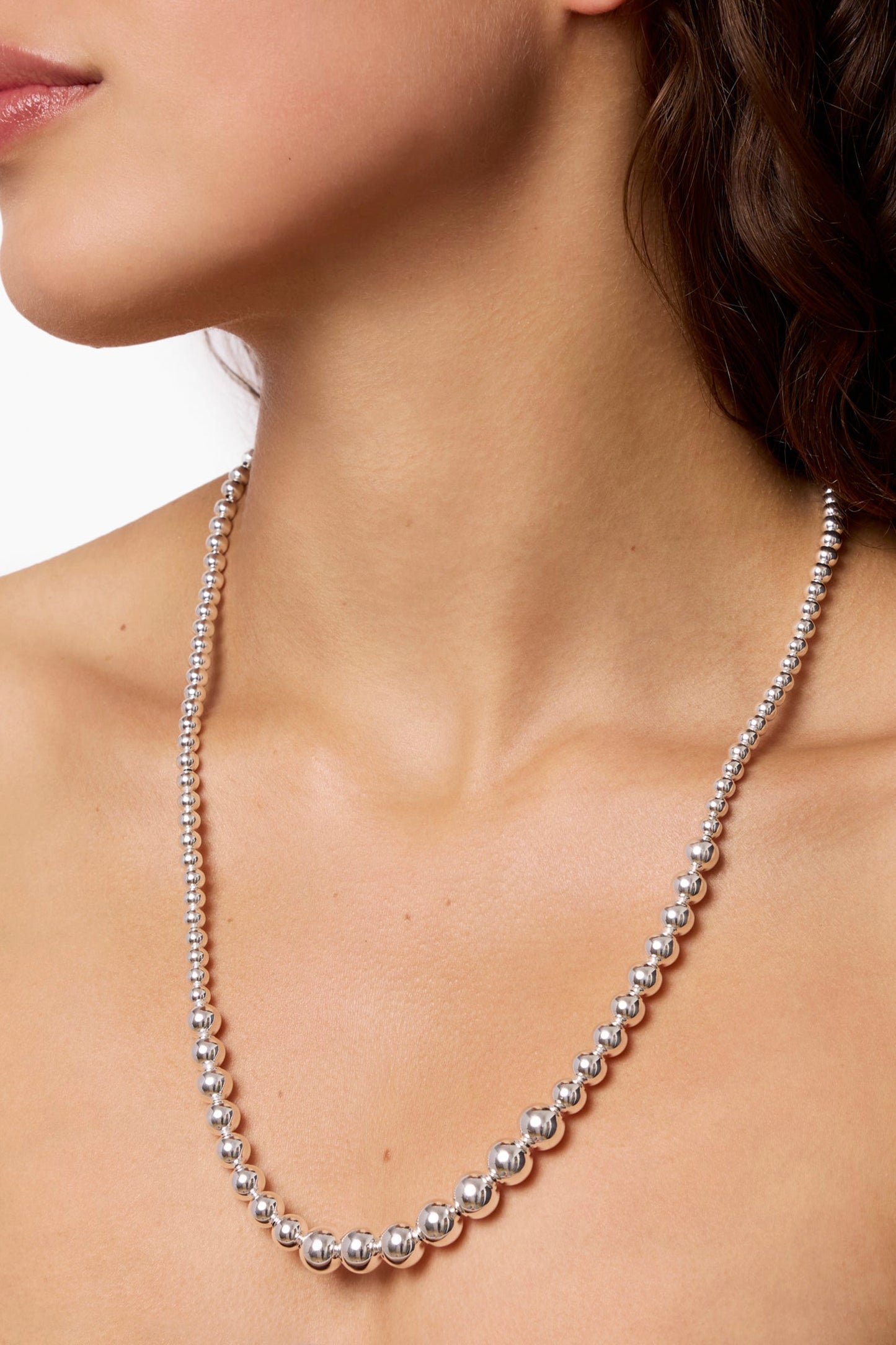 THE OLIVIA NECKLACE