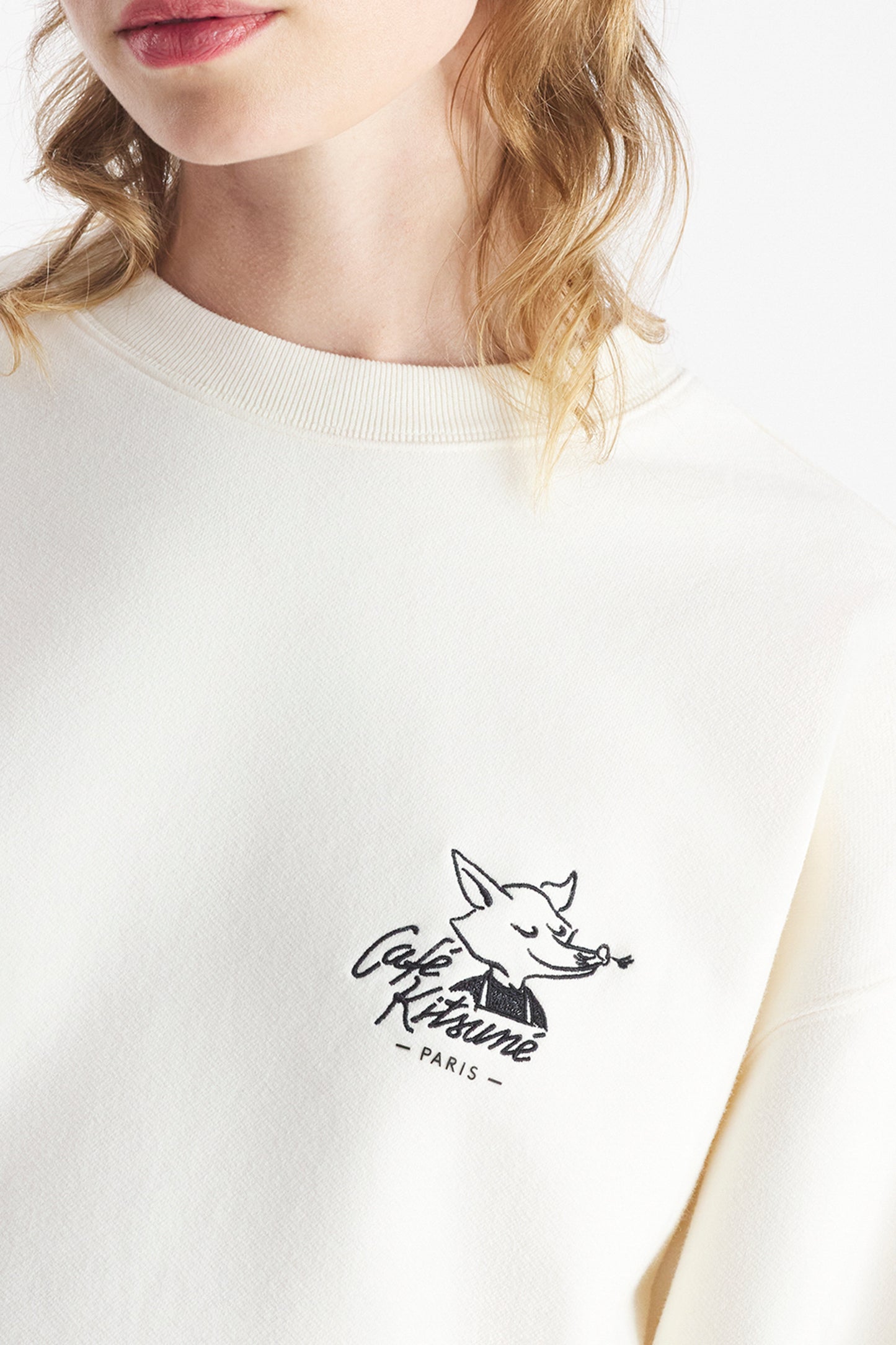 CAFÉ KITSUNÉ FOX RELAXED SWEATSHIRT