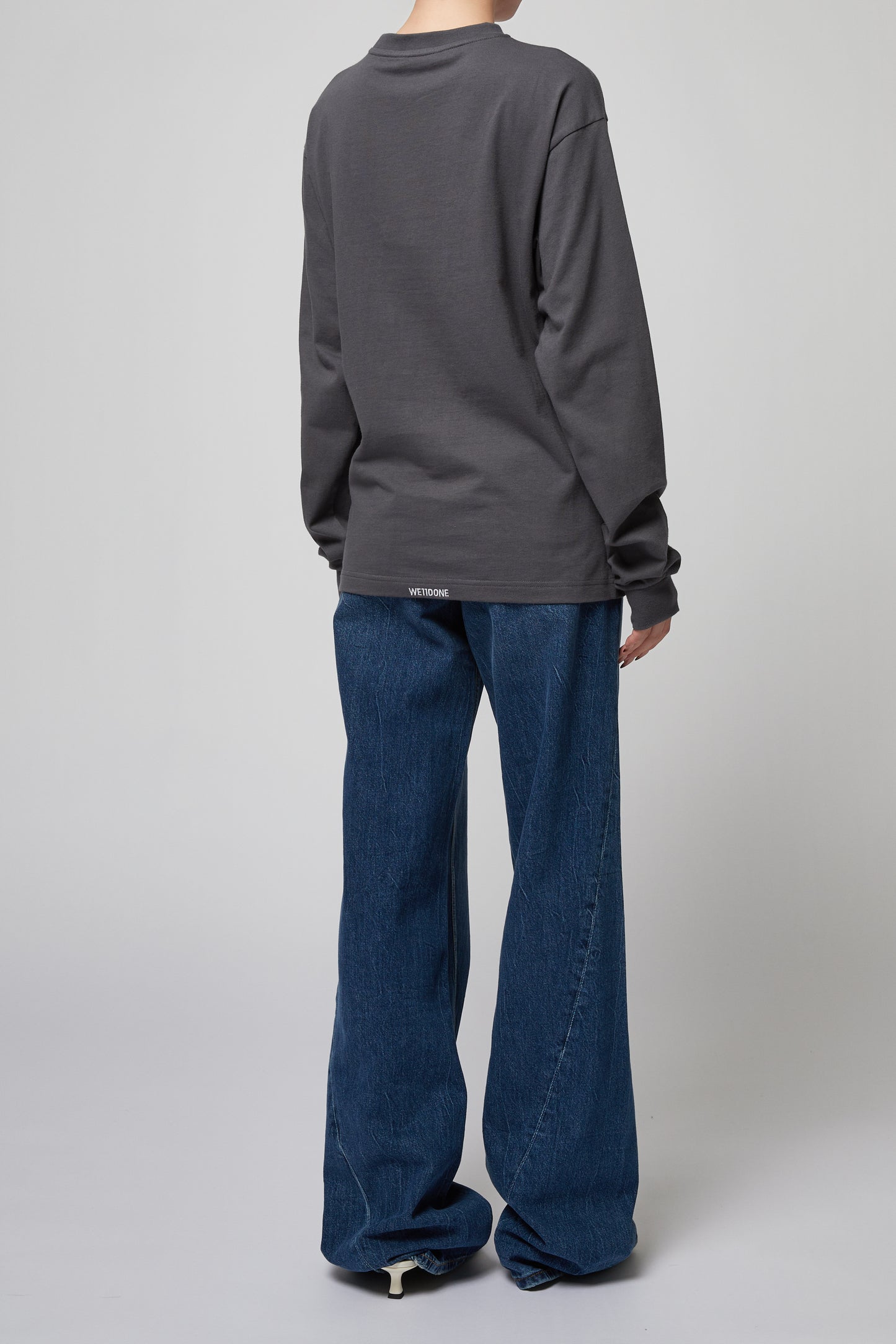 CHARCOAL PEARL BEAR LONG-SLEEVED T-SHIRT