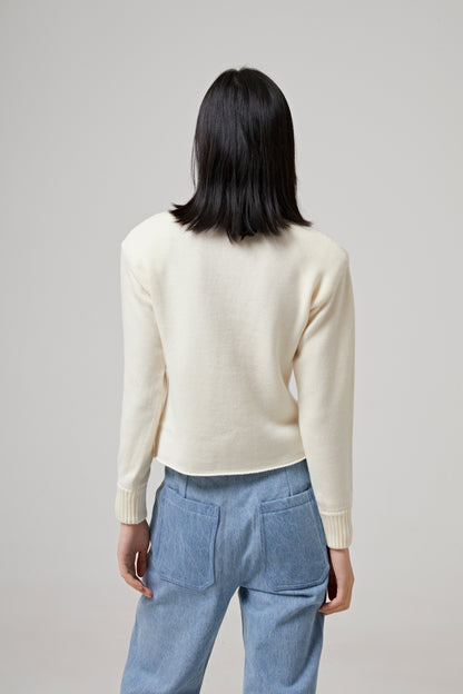 CROPPED CARDIGAN WITH HEART JEWEL