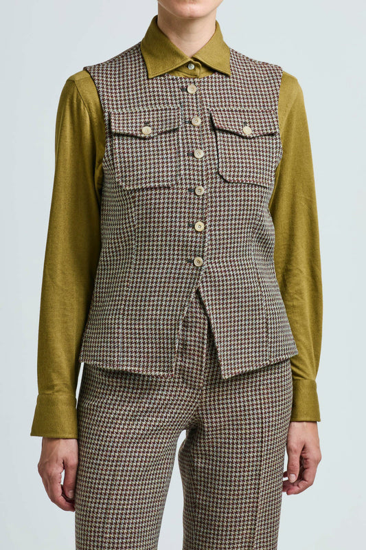 THE LUCIA VEST WOOL HOUNDSTOOTH HUNTER GREEN AND BERRY RED