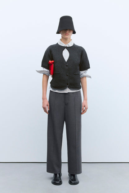 CUT-OUT TOP ANTHRACITE