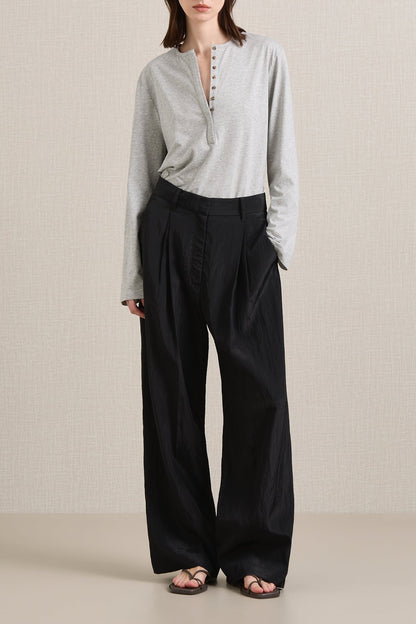 LEONA LS TEE