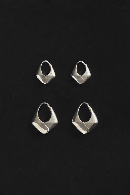 Small Pyramid Hoops