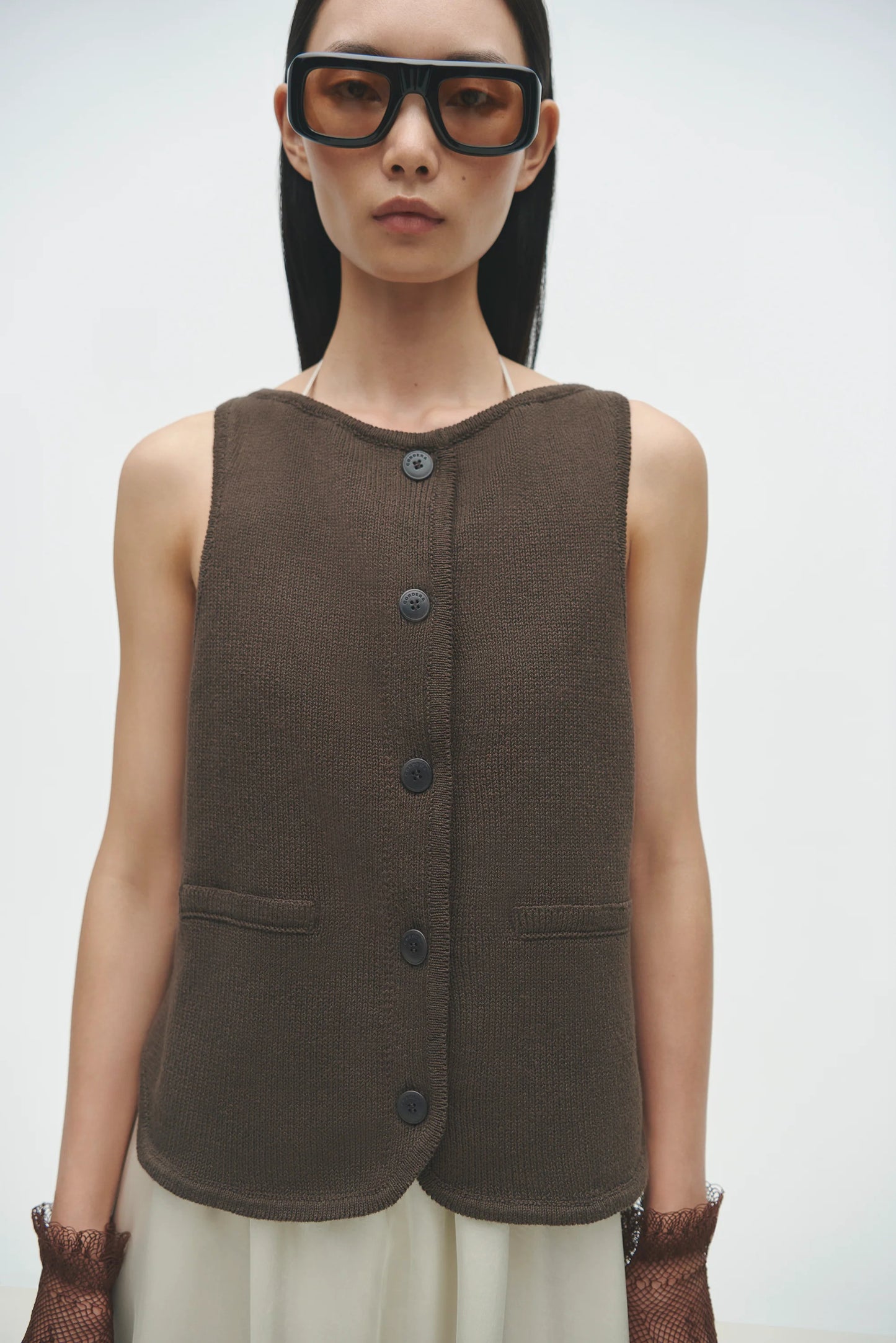 BOAT-NECK WAISTCOAT BROWN