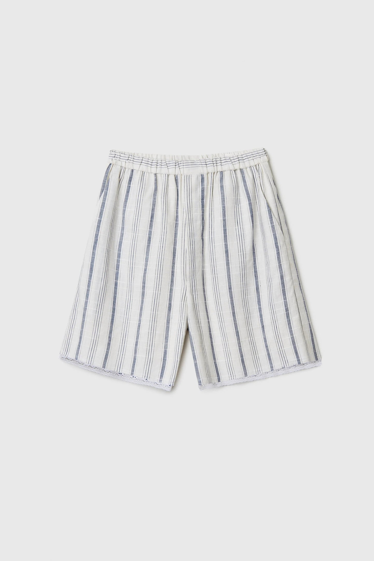 STRIPED BERMUDA WITH LACE