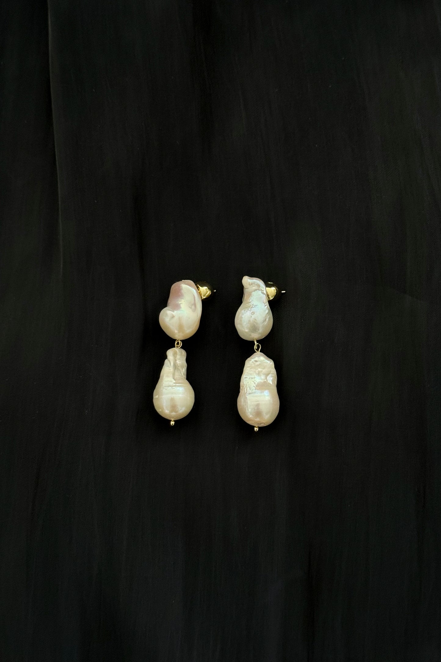 DOUBLE DEBBY PEARL EARING