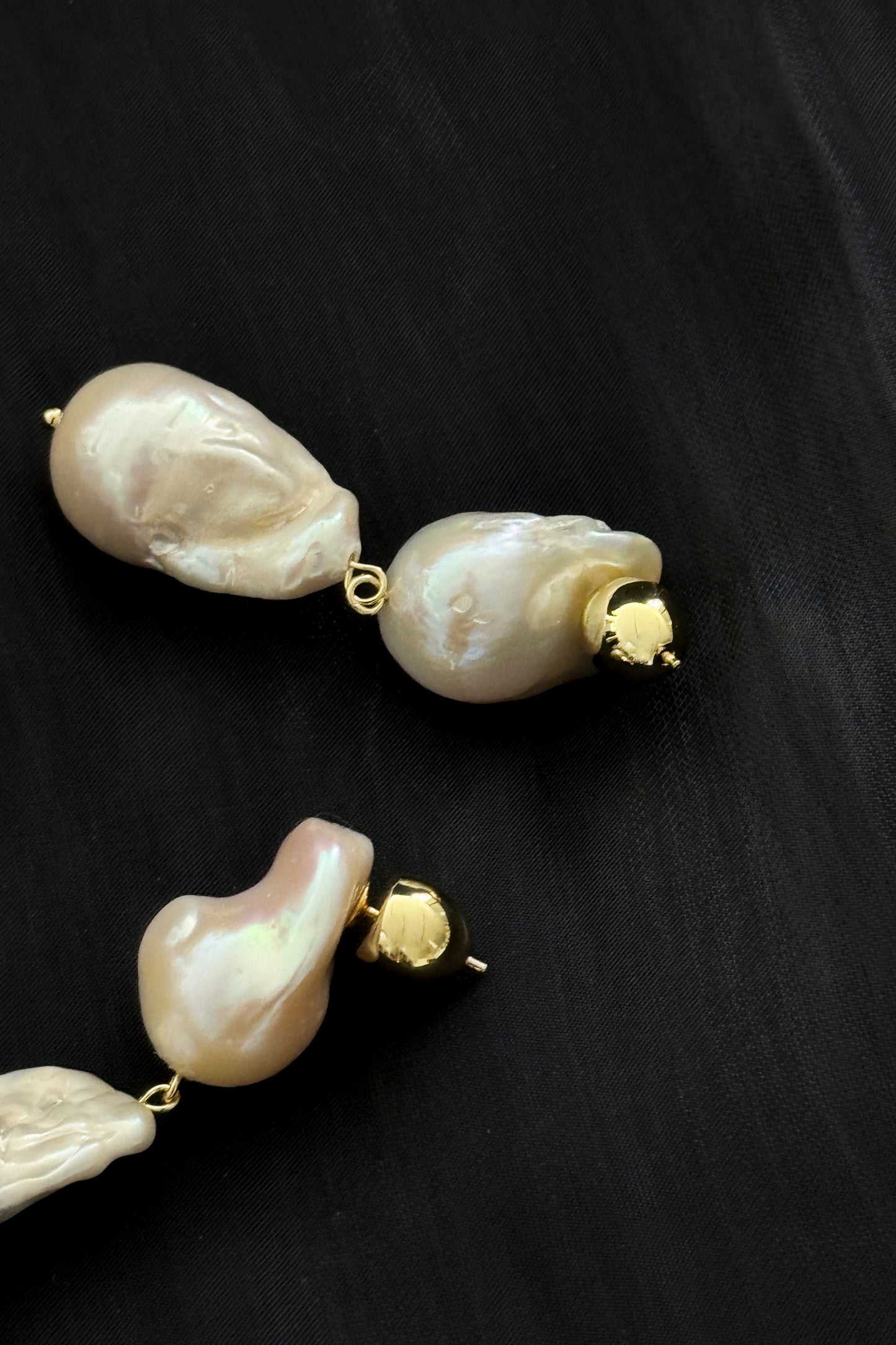 DOUBLE DEBBY PEARL EARING