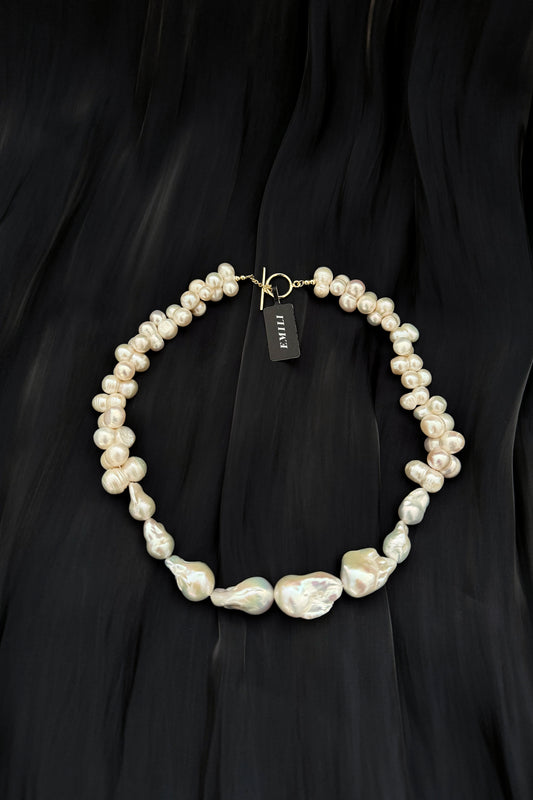 POPCORN PEARL CHOKER