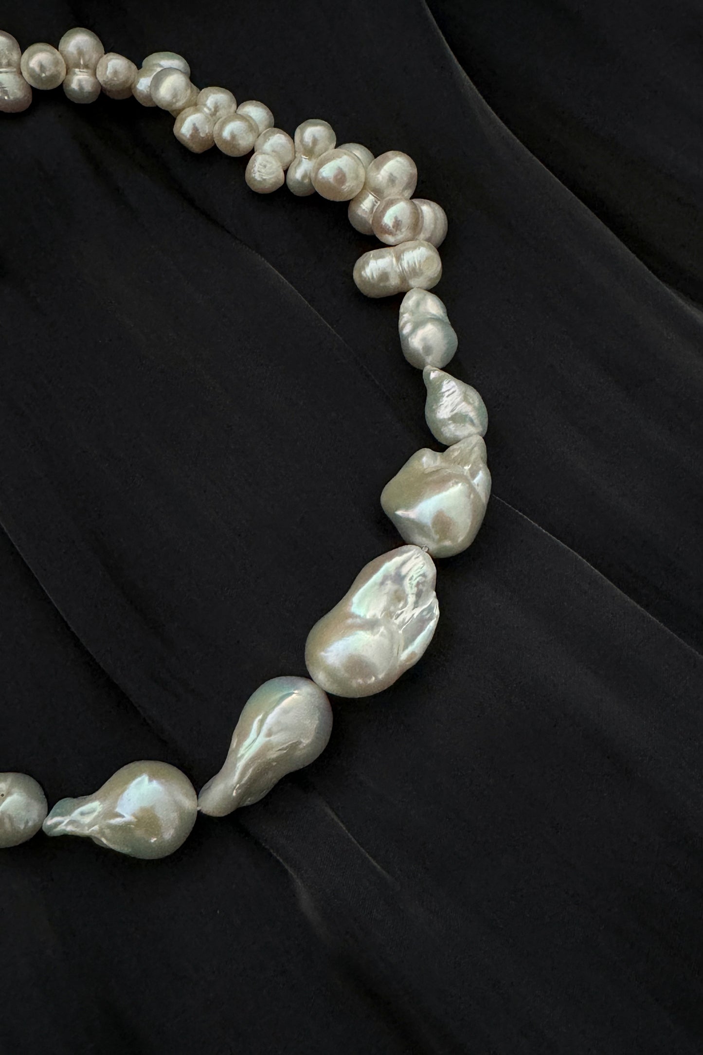 POPCORN PEARL CHOKER