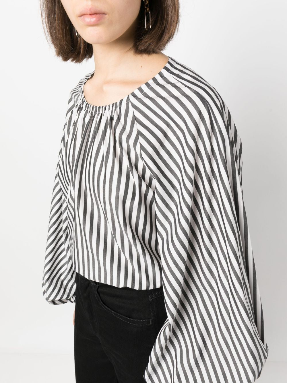 L/S CREWNECK TOP W/ OVERSIZED RAGLAN SLV