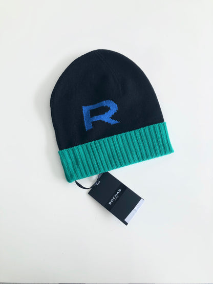 KNITTED HAT