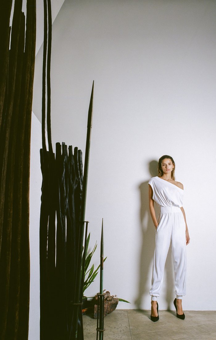 SLEEVELESS JUMPSUIT