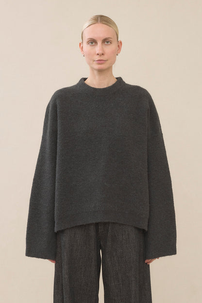 FLEECE CREWNECK
