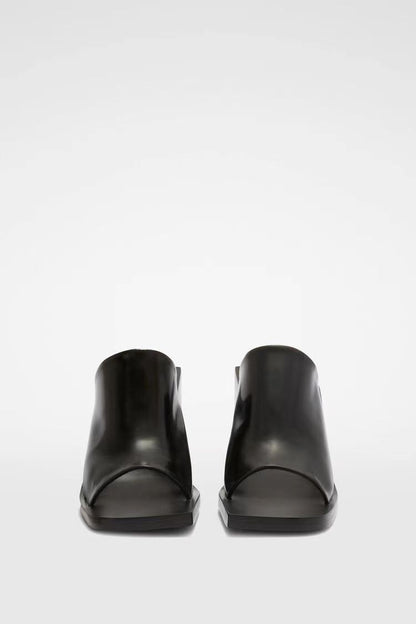 SANDAL