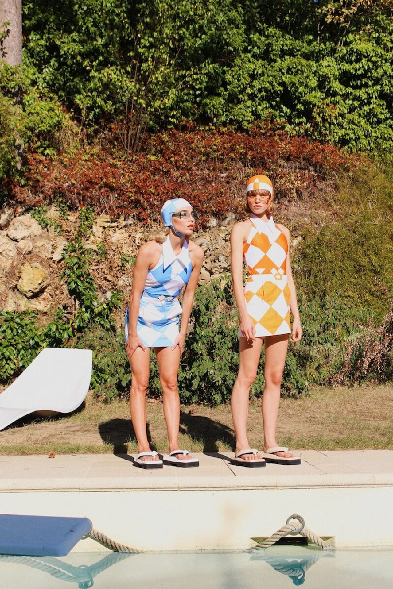 RECYCLED LYCRA ONE-PIECE BACKLESS SWIMSUIT WITH POLO COLLAR AND MATCHING BELT - LIGHT BLUE SQUARES