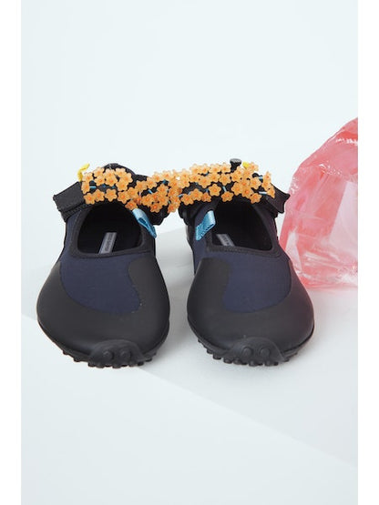 SARA OPEN FLAT BEADED NEOPRENE NAVY/TANGERINE