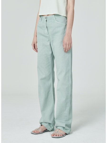 STRAIGHT FIT JEANS