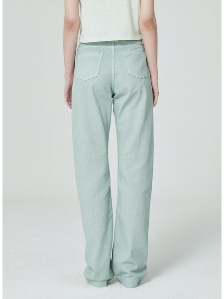 STRAIGHT FIT JEANS