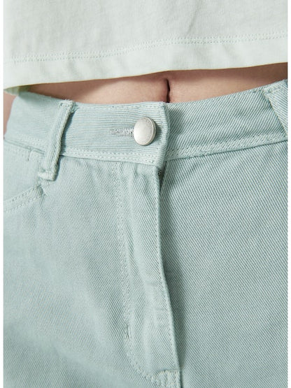 STRAIGHT FIT JEANS
