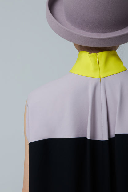 TOP SLEEVELESS