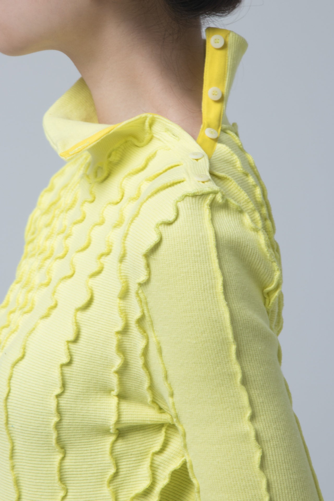 RUFFLE PANEL TOP
