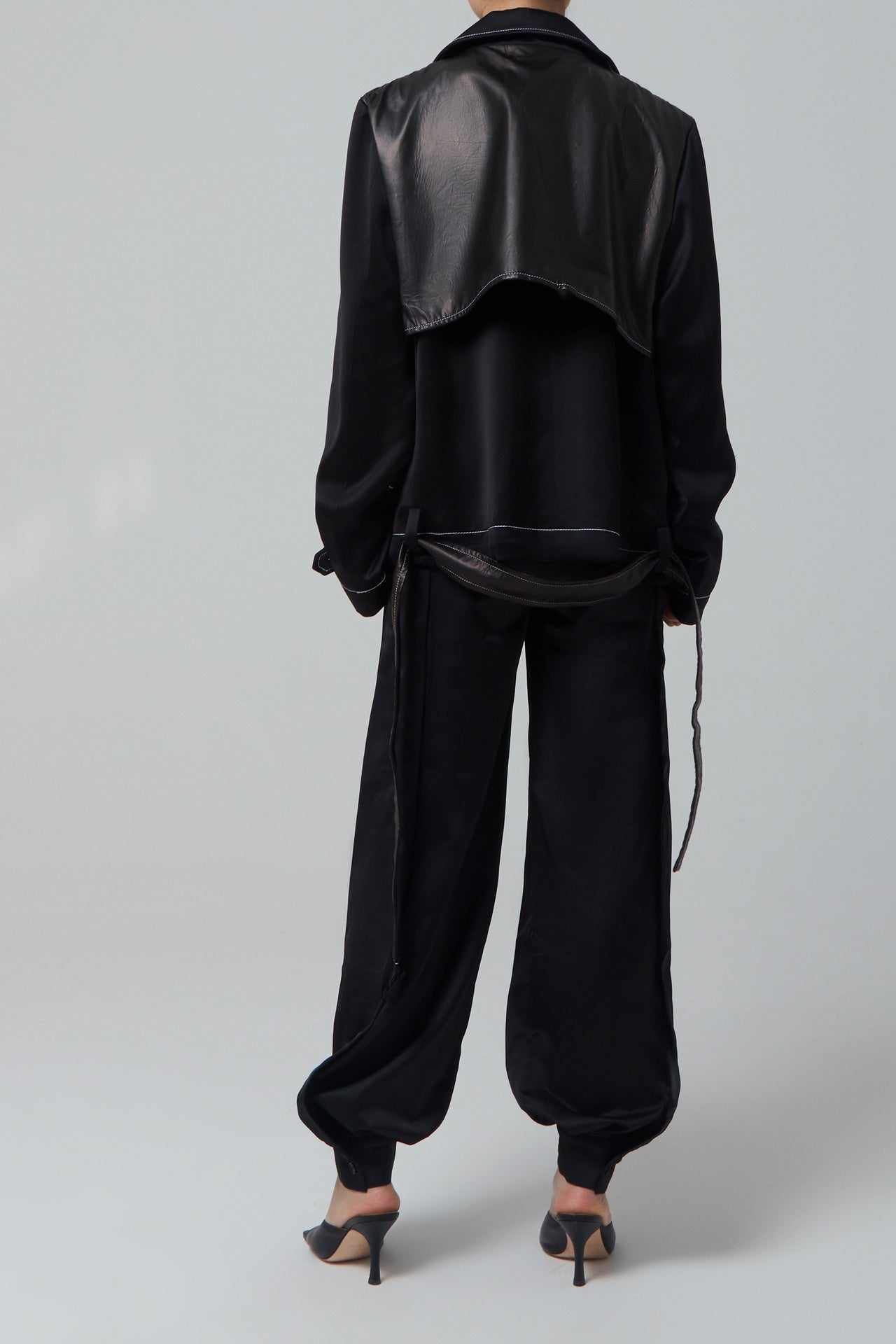 BLACK SILKY PLEATED TROUSERS