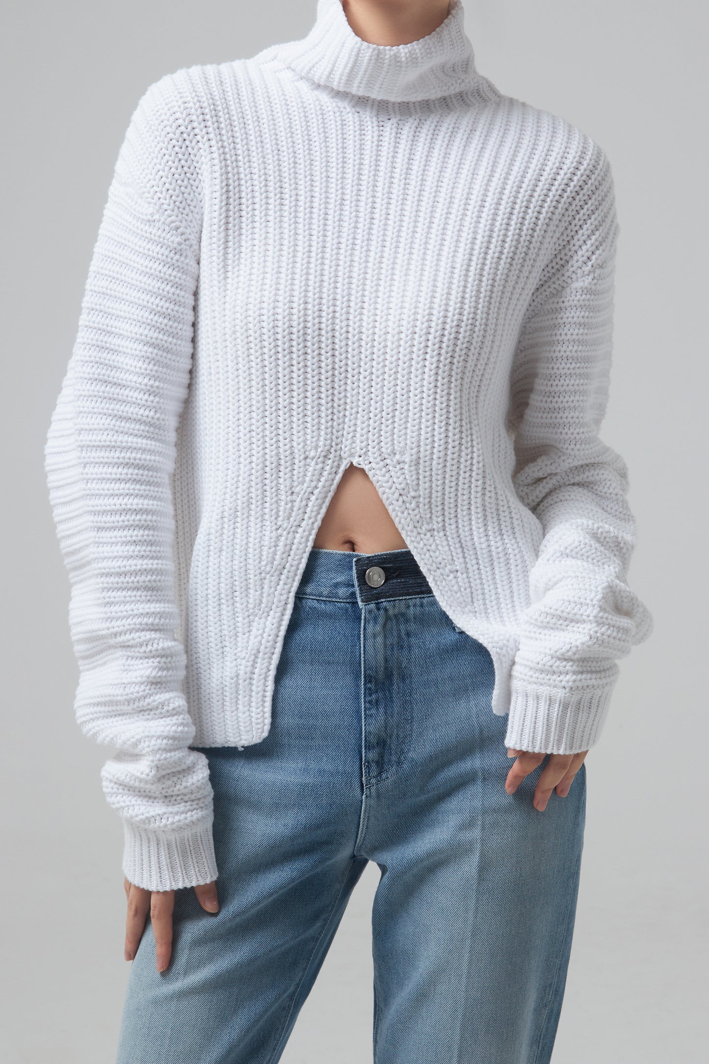 TURTLE NECK SWEATER WITH FRONT SLIT