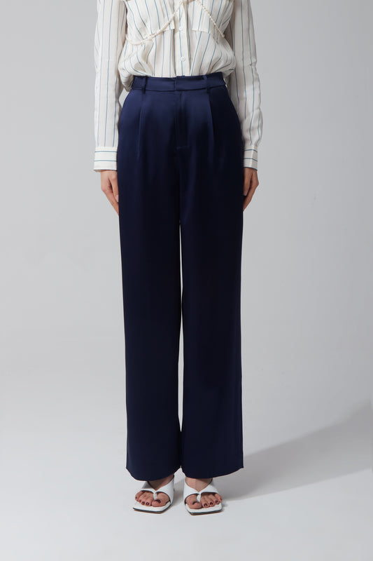 NAVY LOOSE TROUSERS