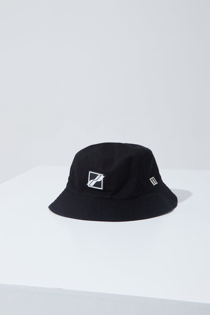SQUARE LOGOBUCKET HAT
