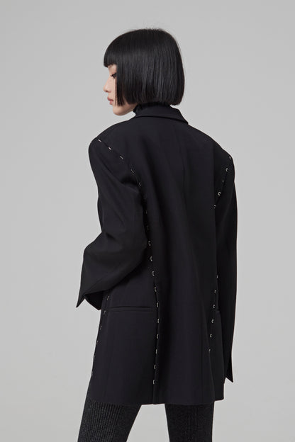 OVERSIZED HOOK & EYEBLAZER