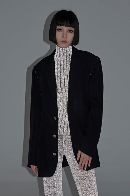 OVERSIZED HOOK & EYEBLAZER