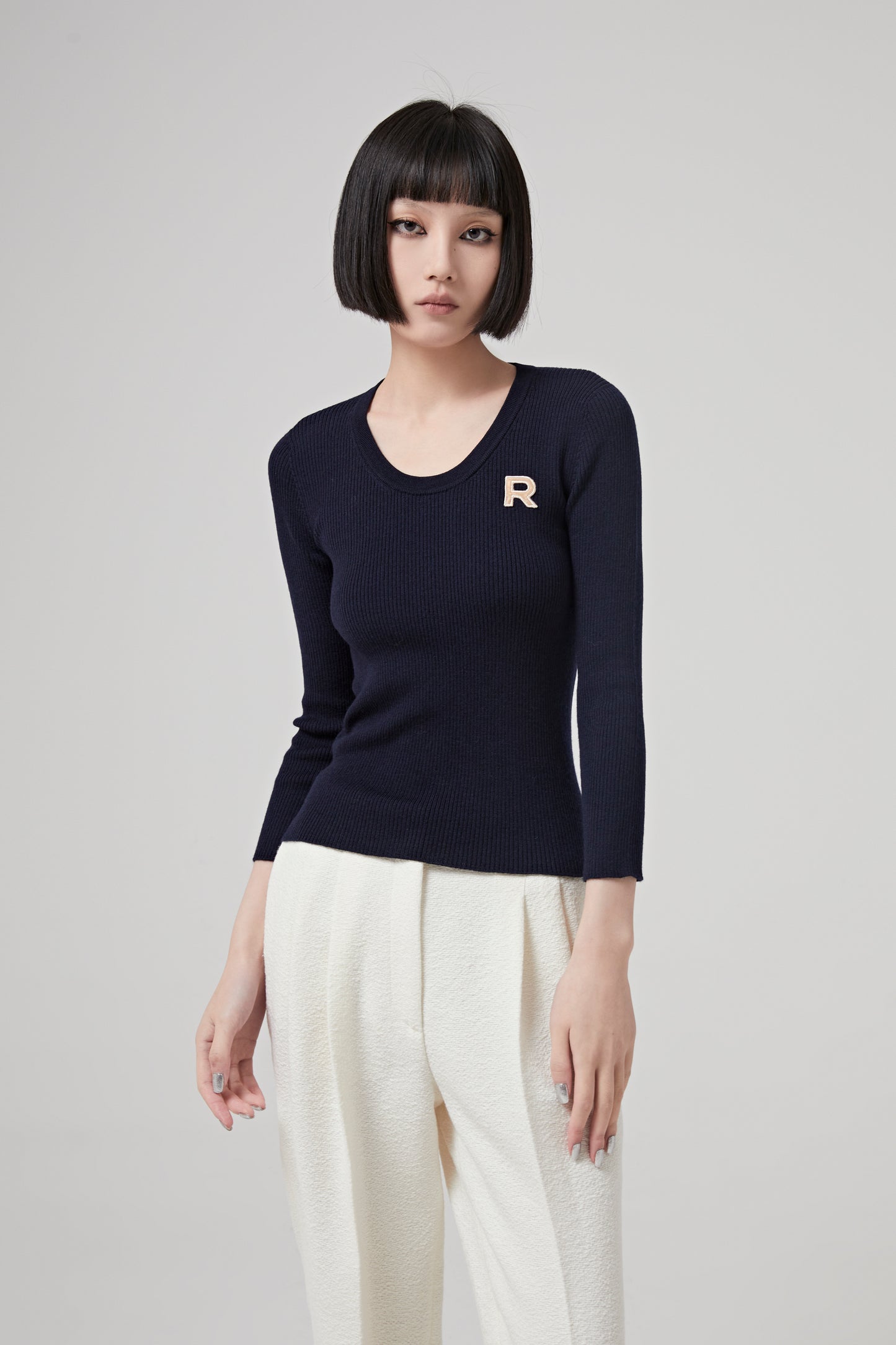 DEEP CREW NECK