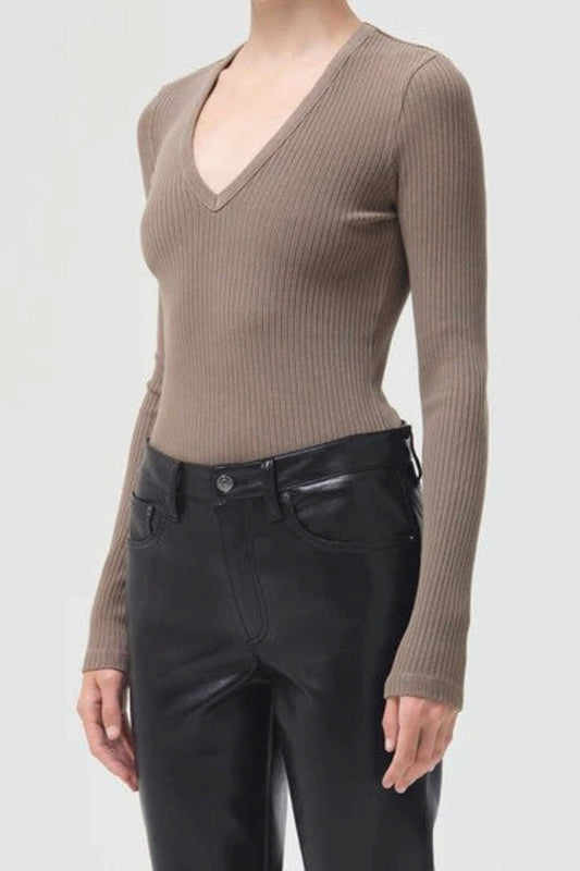 TAVI DEEP V THONG BODYSUIT