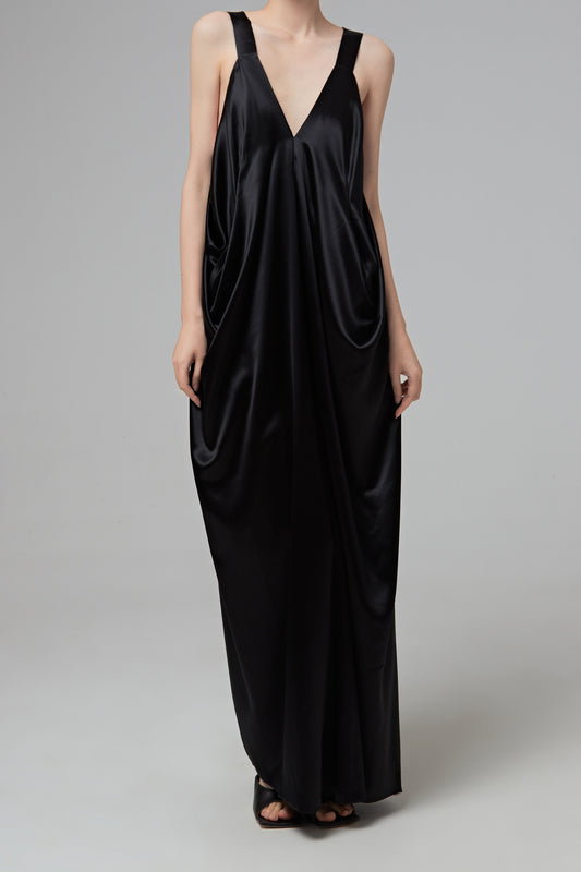 SLEEVELESS DRAPED DRESS