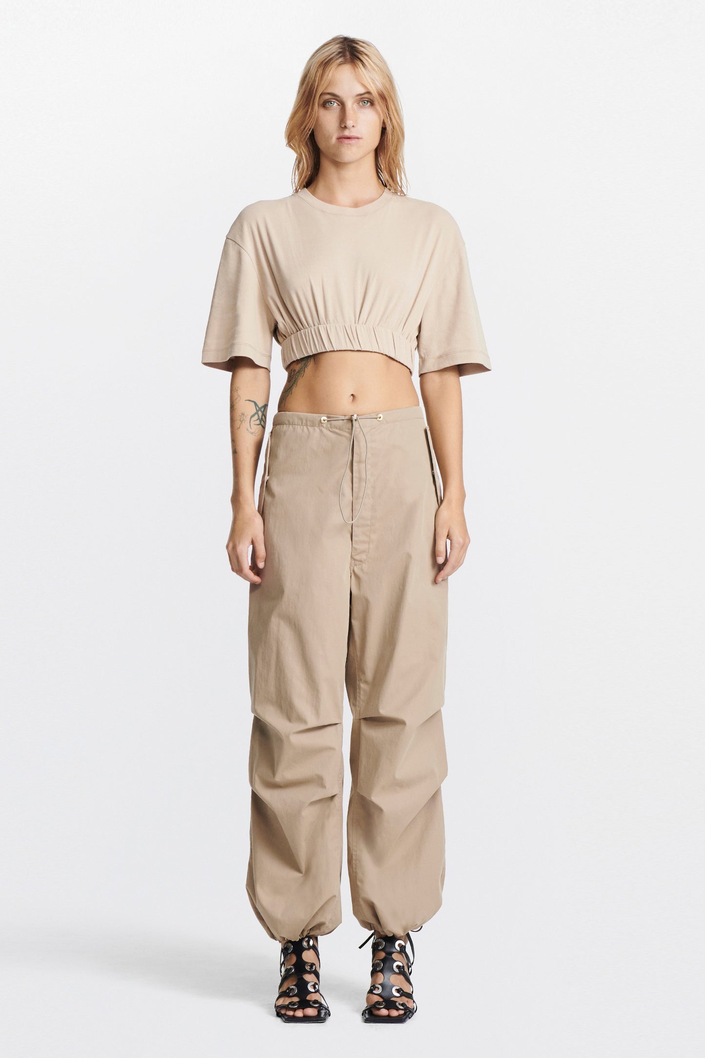 ROLLED CROPPED TEE