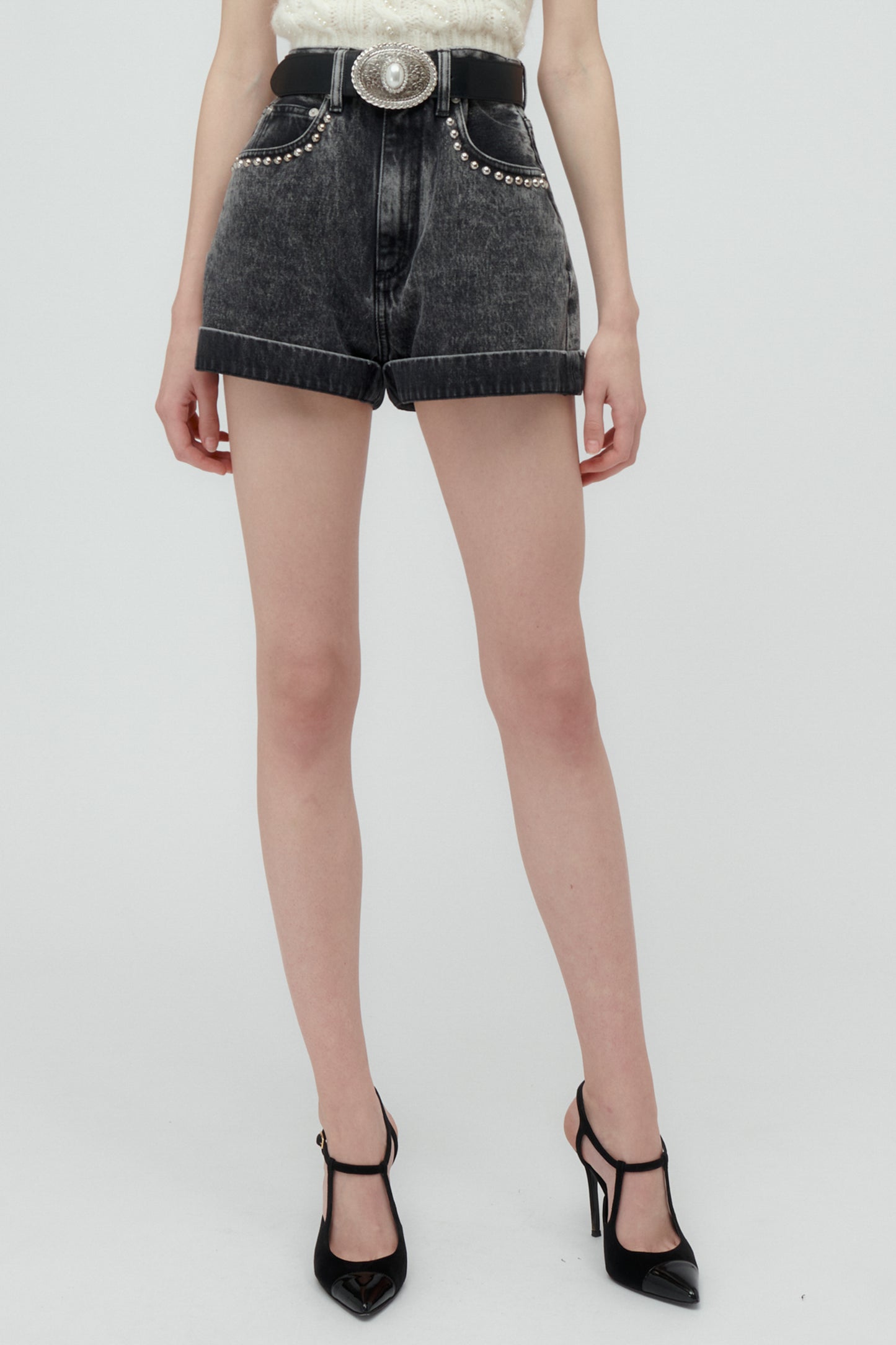 DENIM SHORTS WITH EMBELLISHMENT