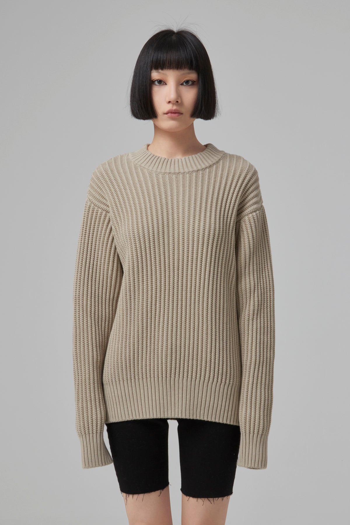 CREWNECK SWEATER