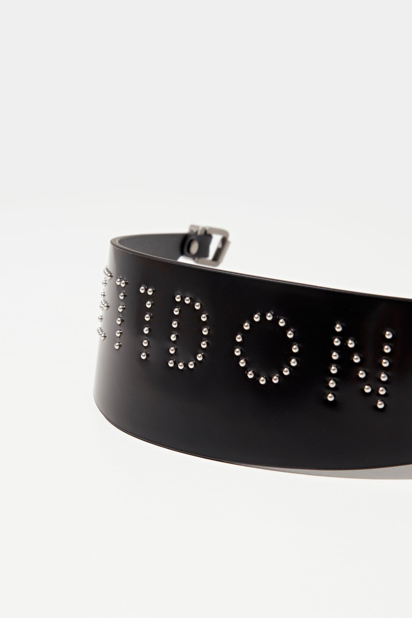 BLACK LOGO STUD WIDE DOUBLE BUCKLE CHOKER