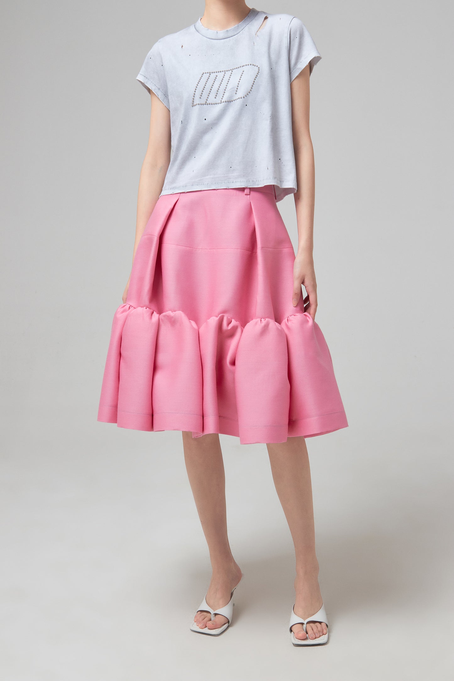 GATHERED ARCHPATTERN VOLUME SKIRT