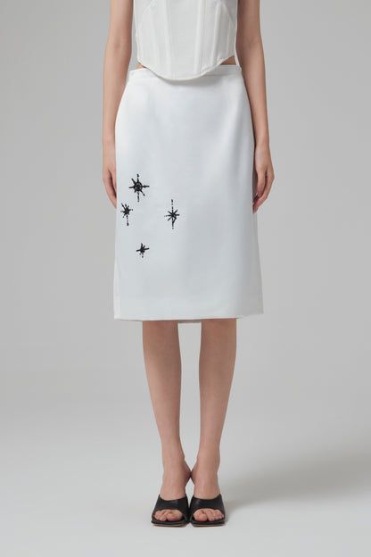 WHITE VOLUMED BACKSKIRT