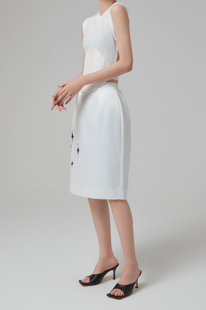WHITE VOLUMED BACKSKIRT
