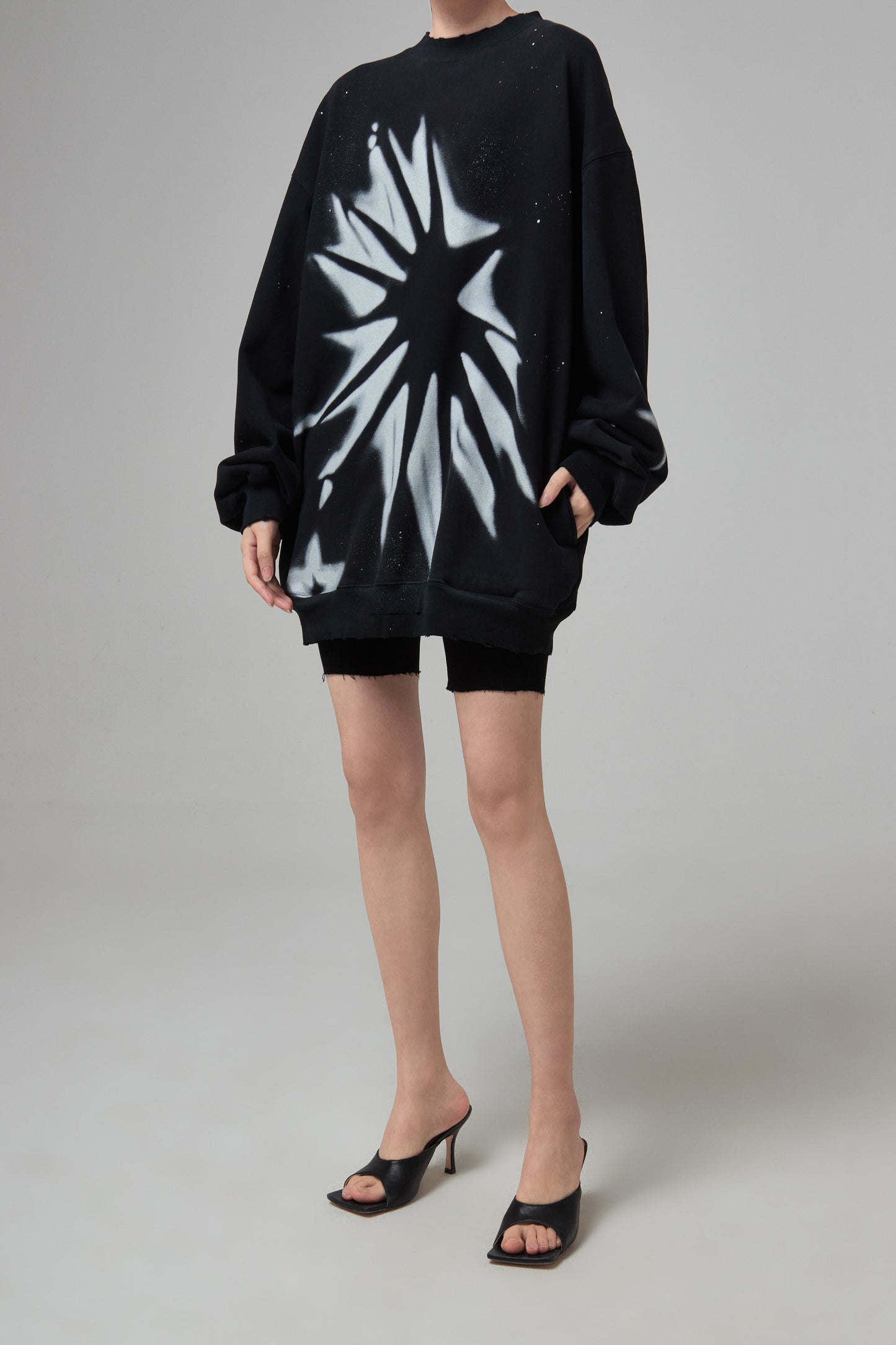 VINTAGE PAINTING WASHED SWEATSHIRT