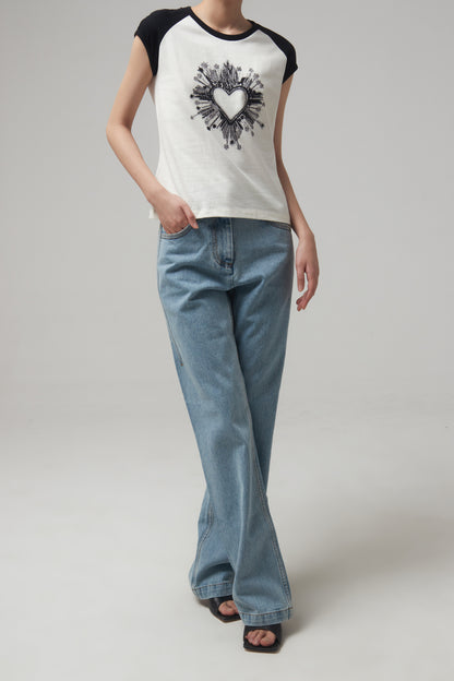 HEART GRAPHIC T-SHIRT