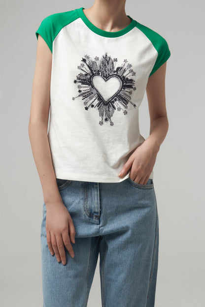 HEART GRAPHIC T-SHIRT
