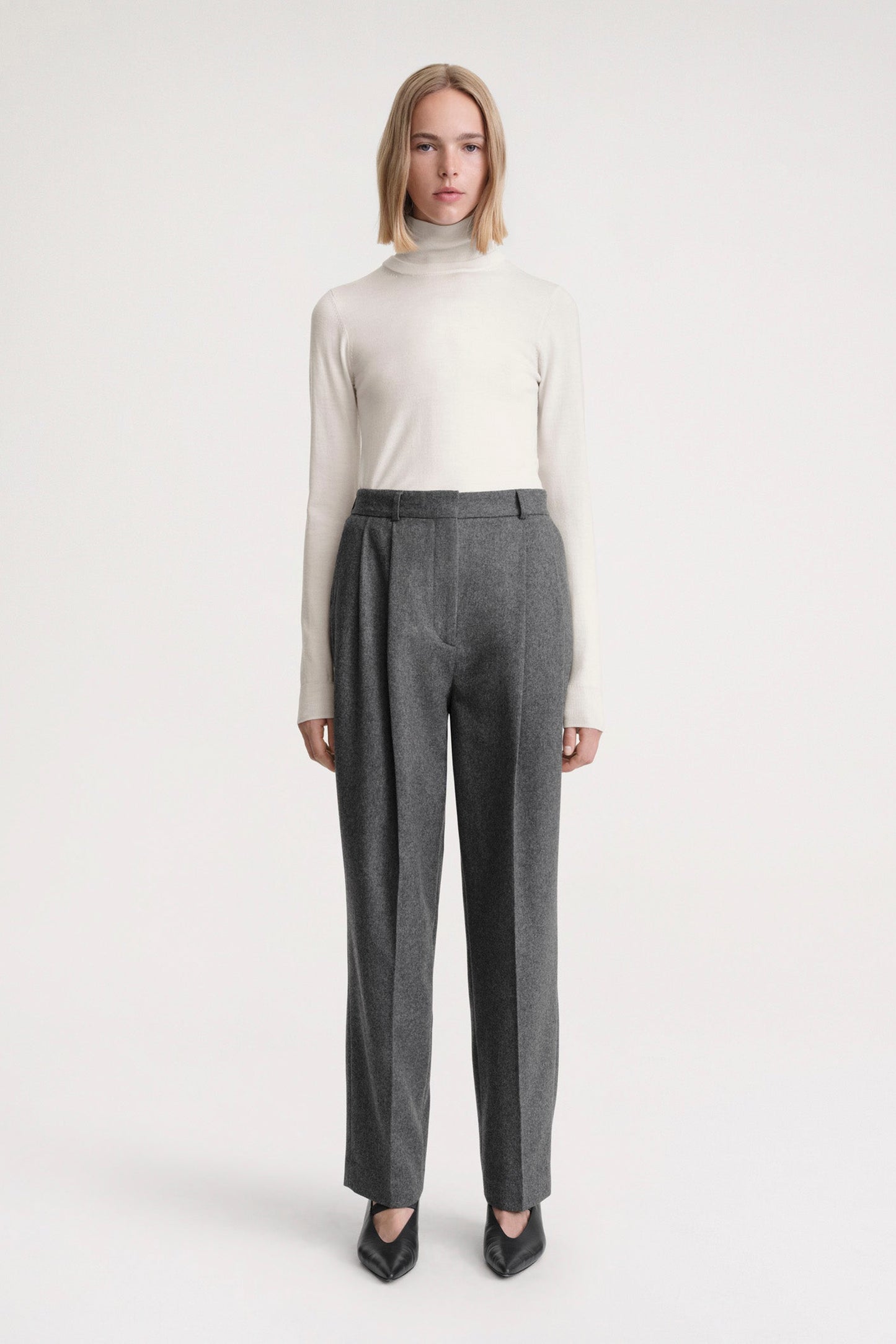 Two-Tone Turtleneck Knit