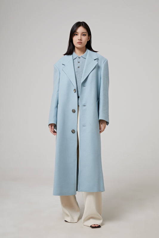 THREE BUTTONS COAT