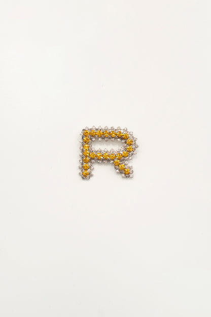 BROOCH IN CRYSTALS AND METAL